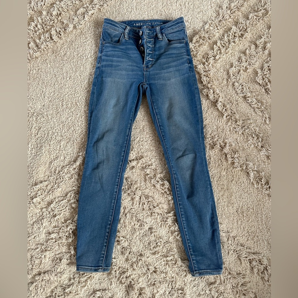 American Eagle , Super High-Rise Jegging, Button fly, (next level stretch)